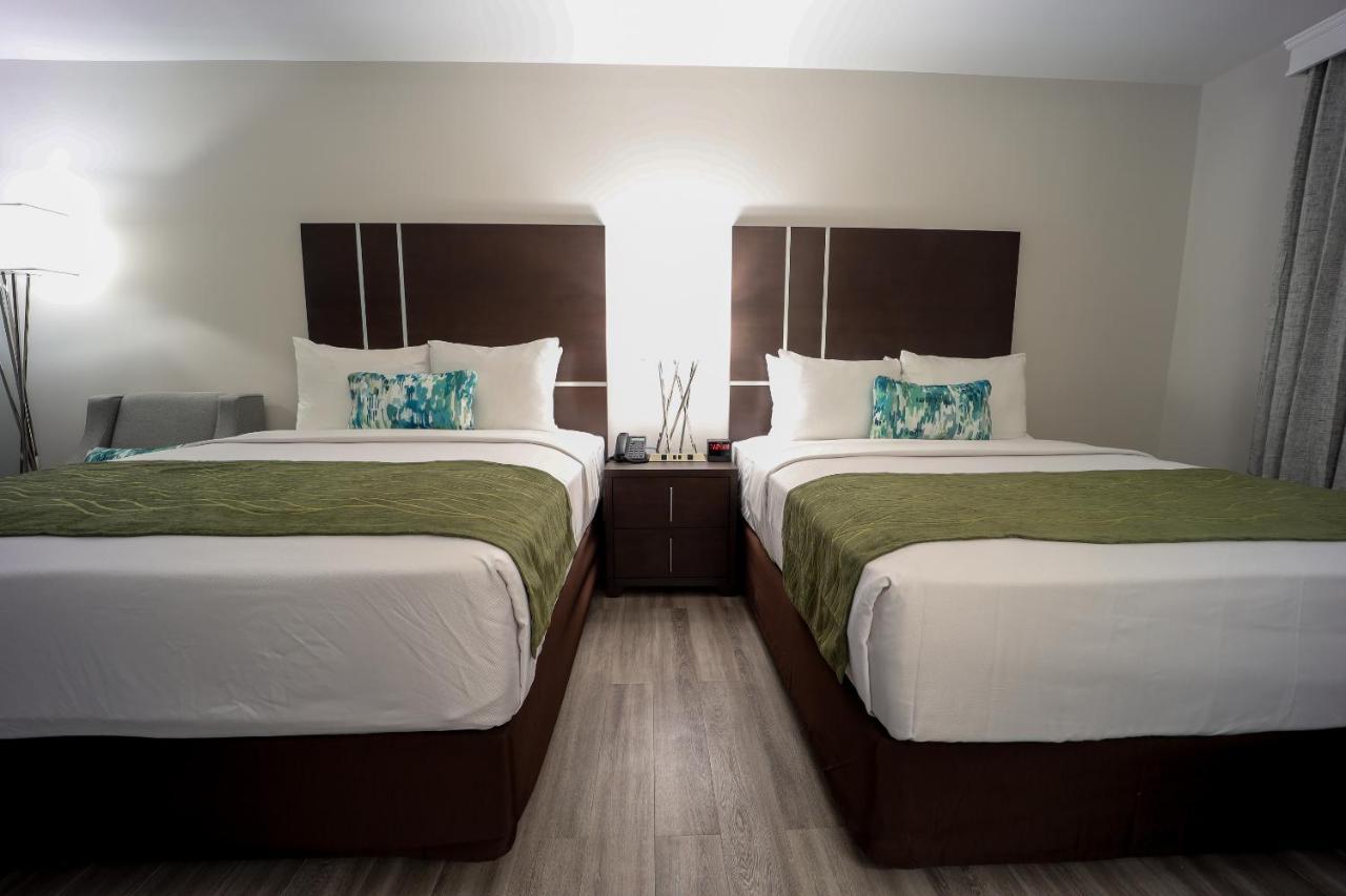 Comfort Inn & Suites Tobago Signal Hill Екстер'єр фото